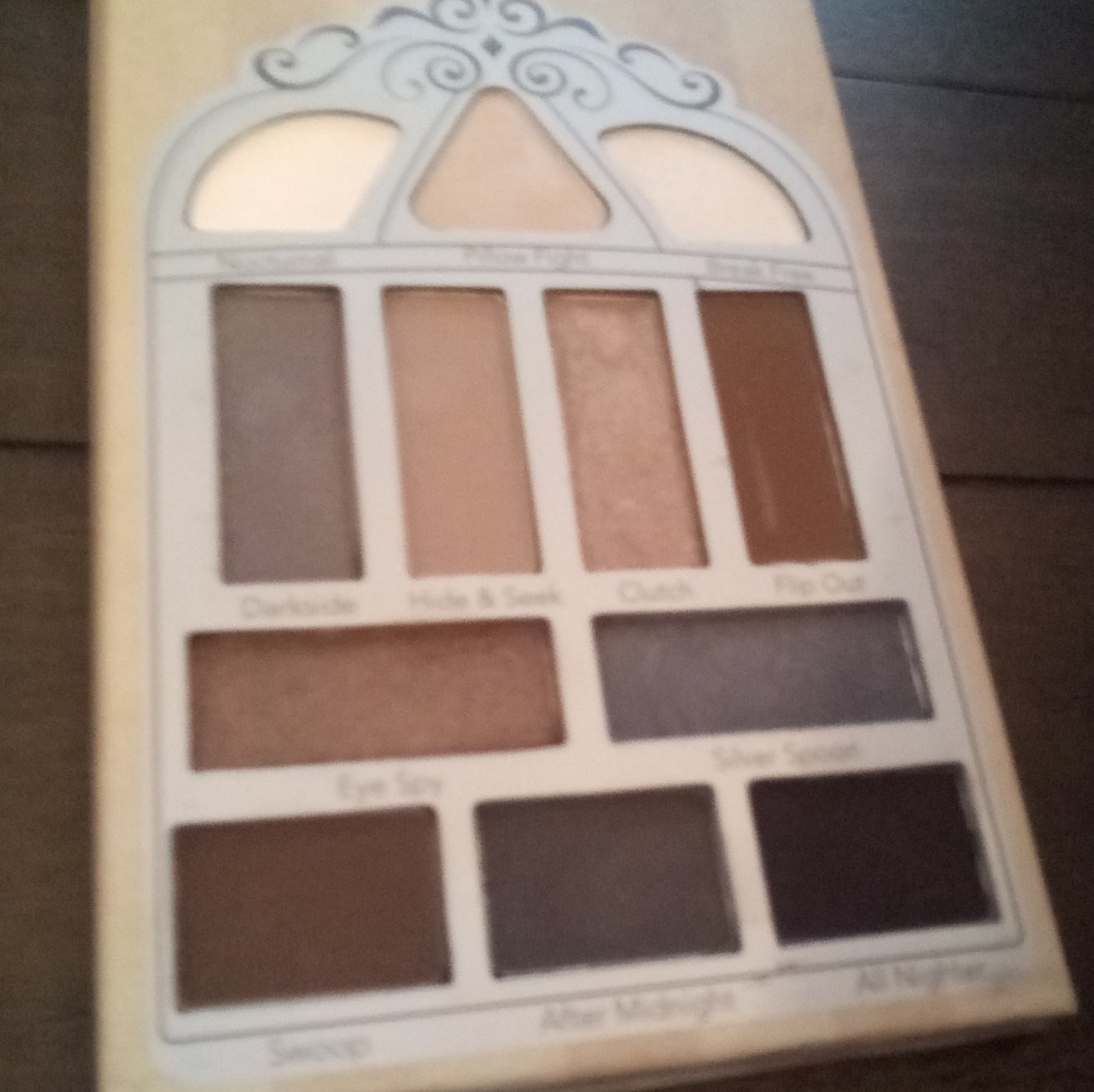 Makeup bundle - Picture 5 of 8